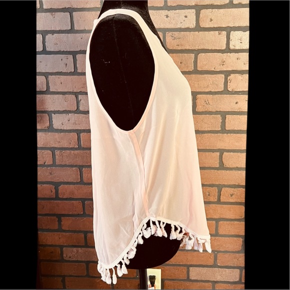 SUMMER CREAM TANK TOP WITH LACE TRIM - Picture 3 of 5